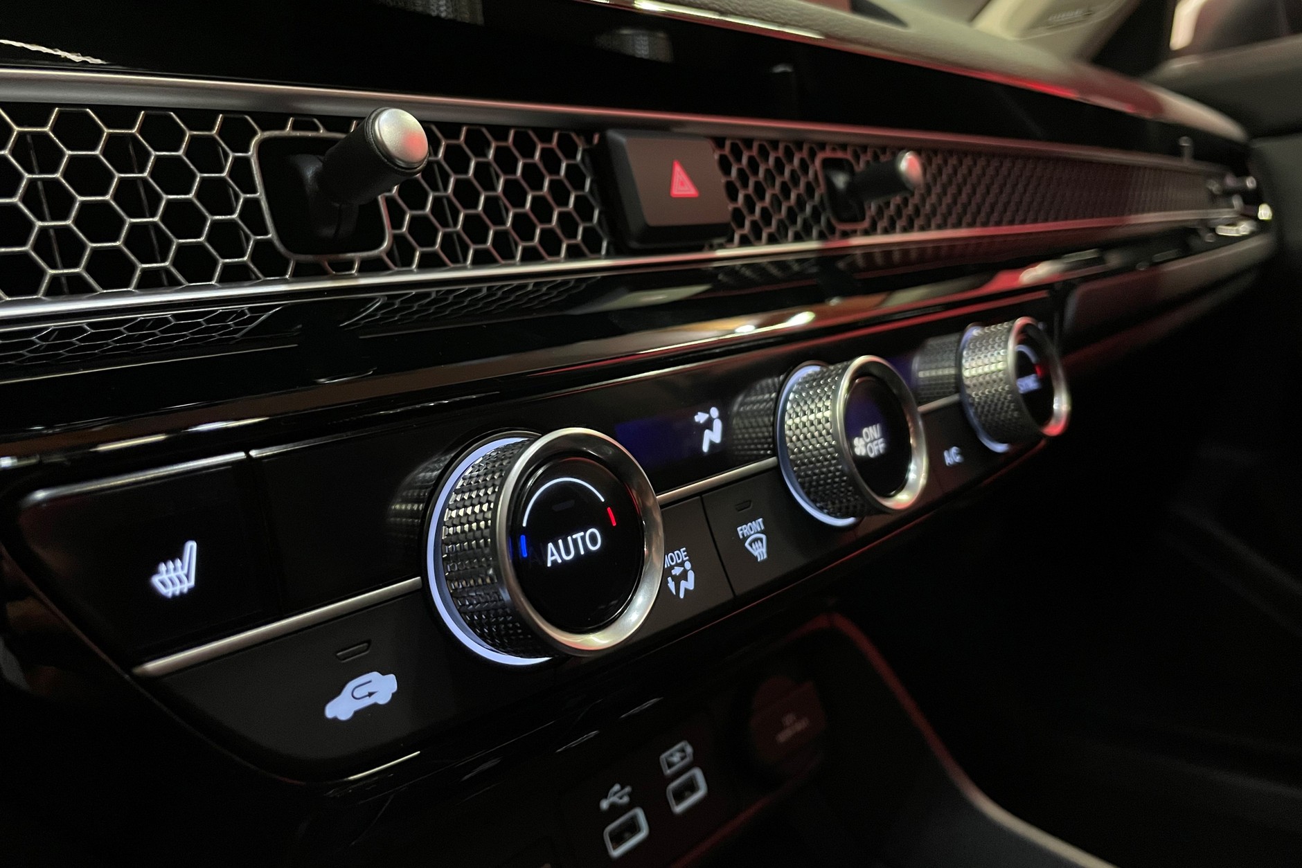 Nowa Honda Civic e:HEV