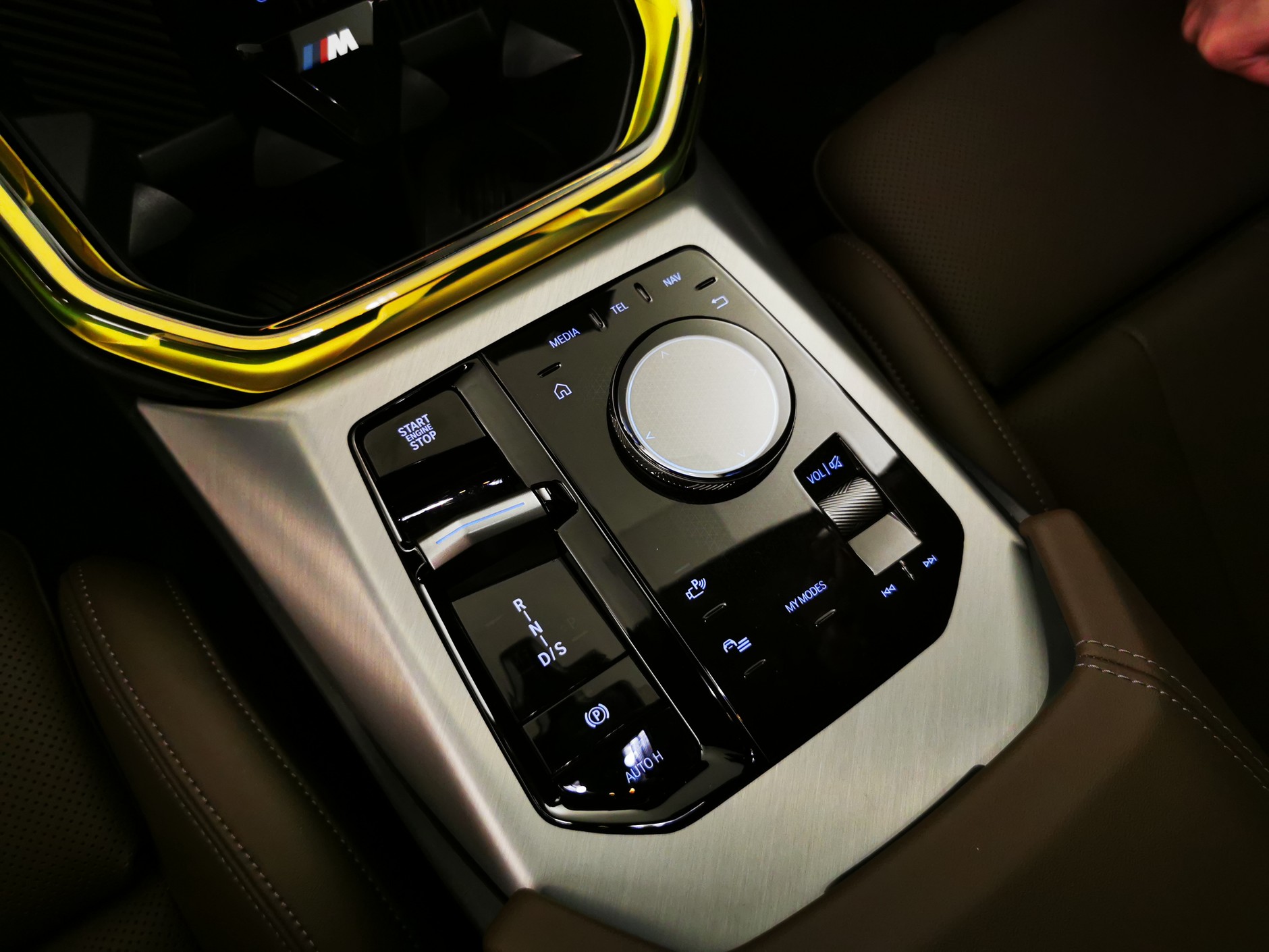 Nowe BMW X3 (2024) – elementy sterowania