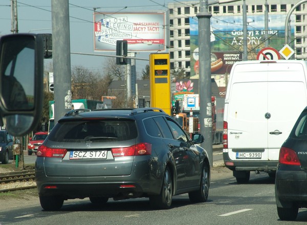 Fotoradar co 8 km na polskich drogach