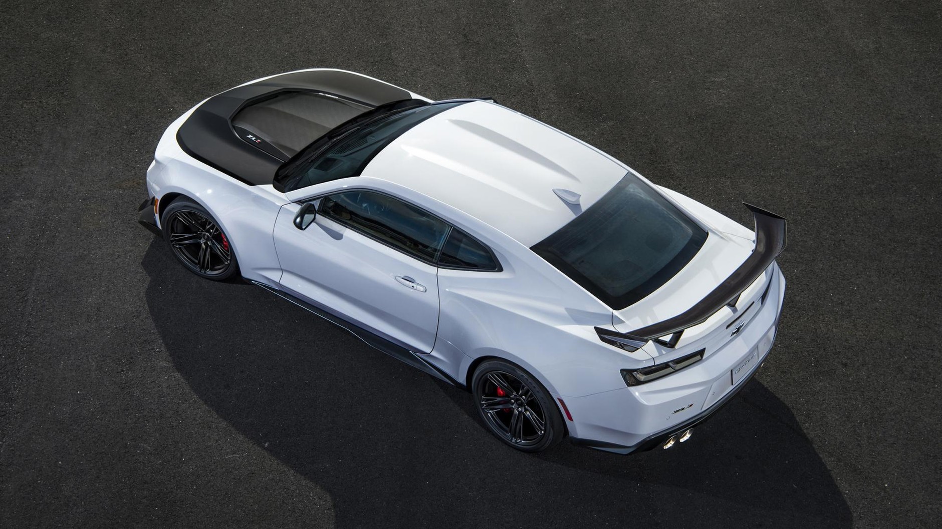 Nowy Camaro ZL1 1LE - jeszcze groźniejsze i szybsze