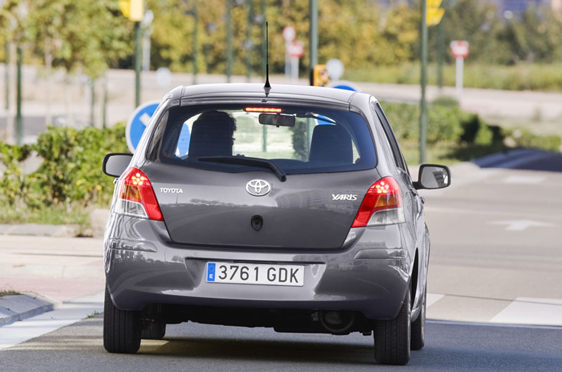 Bolonia 2008: Toyota Yaris FL, nowy silnik 1,33 Dual VVT-i i niższe zużycie paliwa