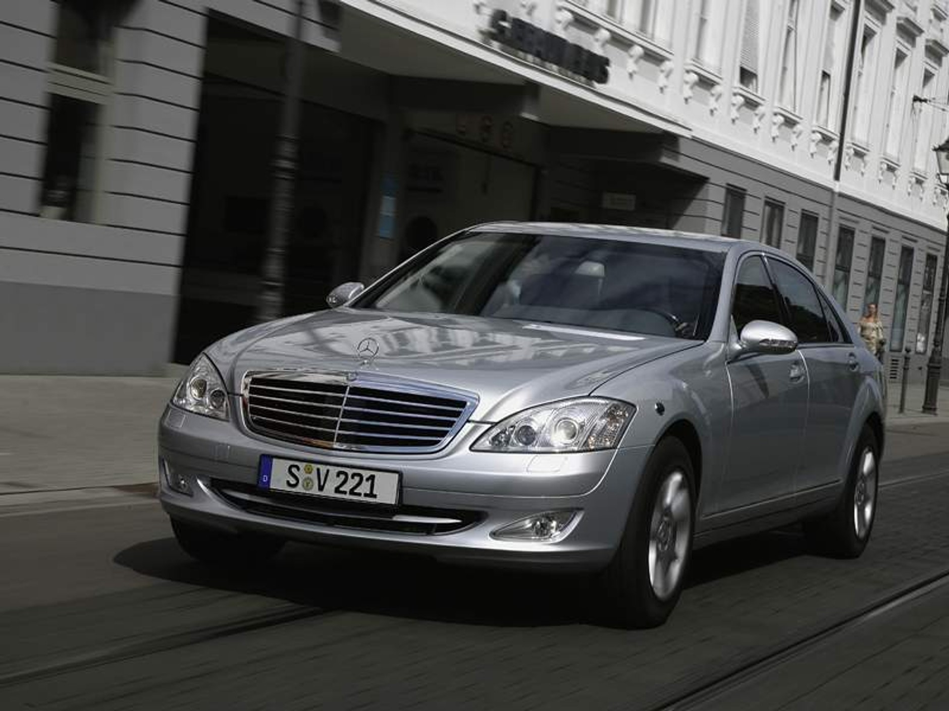 Mercedes-Benz S 600 Guard – osobisty ochroniarz