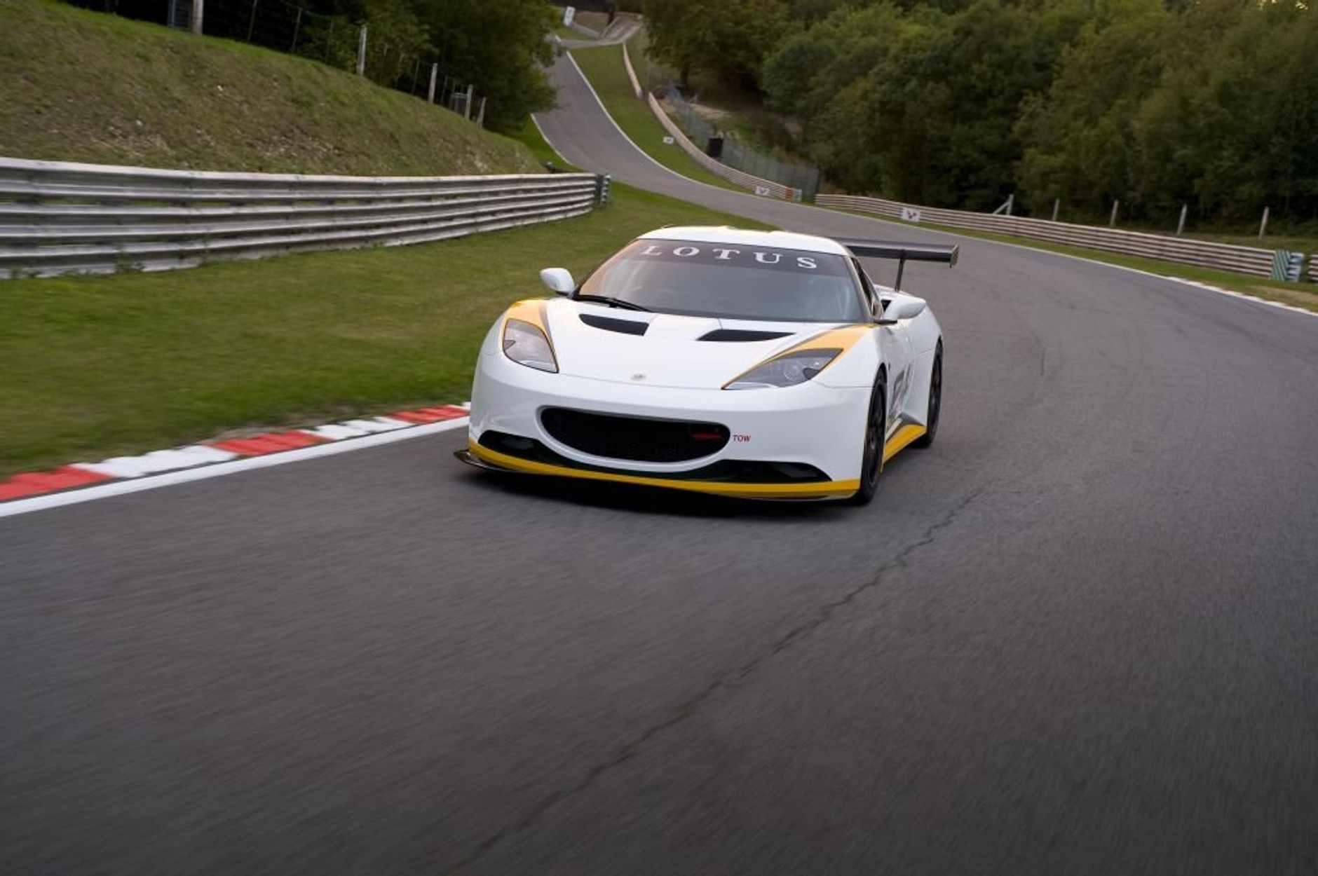 Lotus Evora - Wielki test z Kovalainenem za kierownicą
