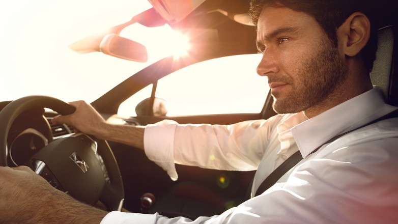 Na długiej trasie pamiętaj o dostarczeniu świeżego powietza do kabiny samochodu.