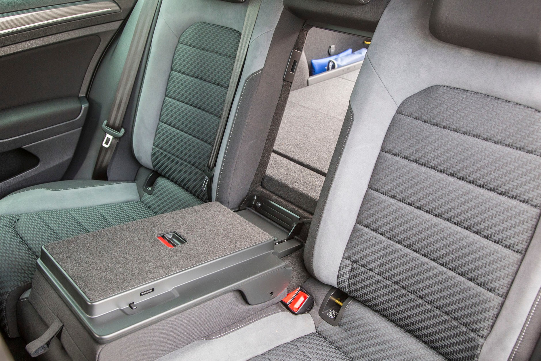 Volkswagen Golf Variant 1.4 TSI - uniwersalny jak zawsze