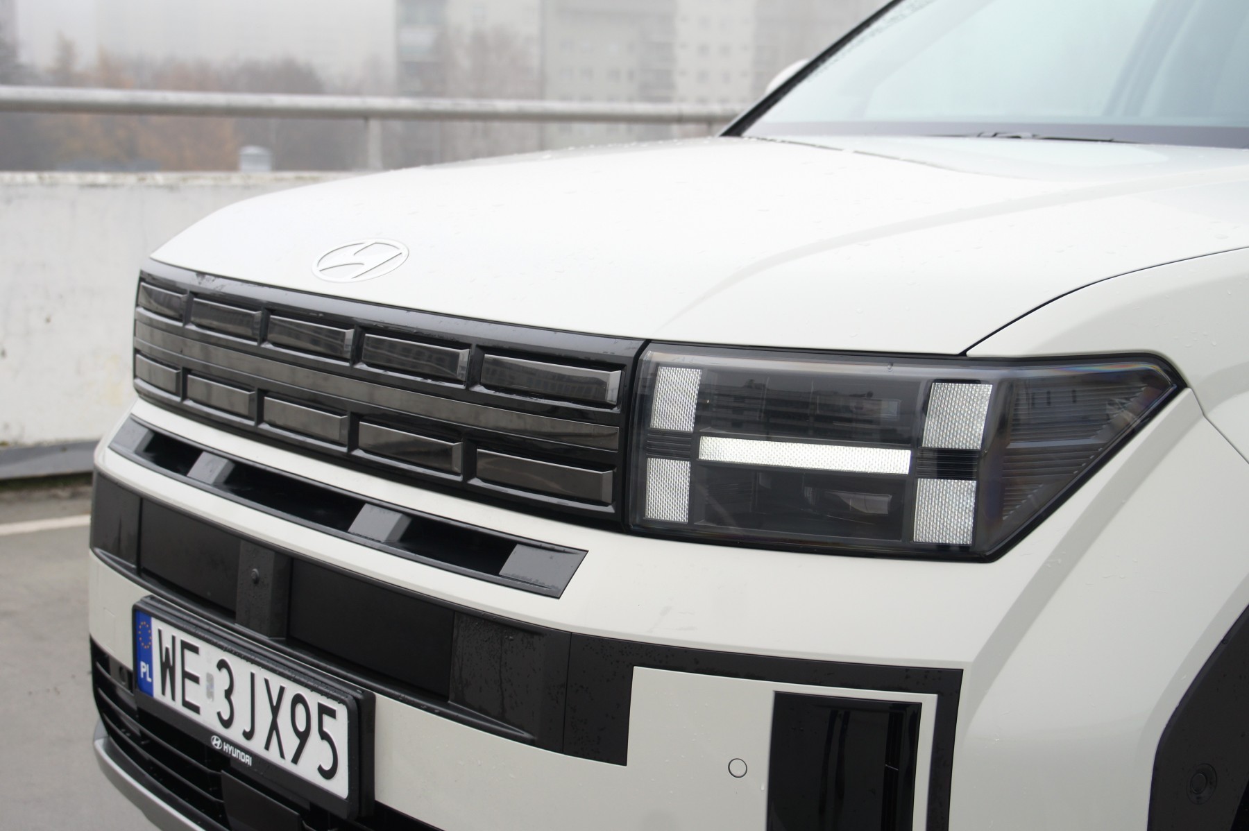 Hyundai Santa Fe Hybrid