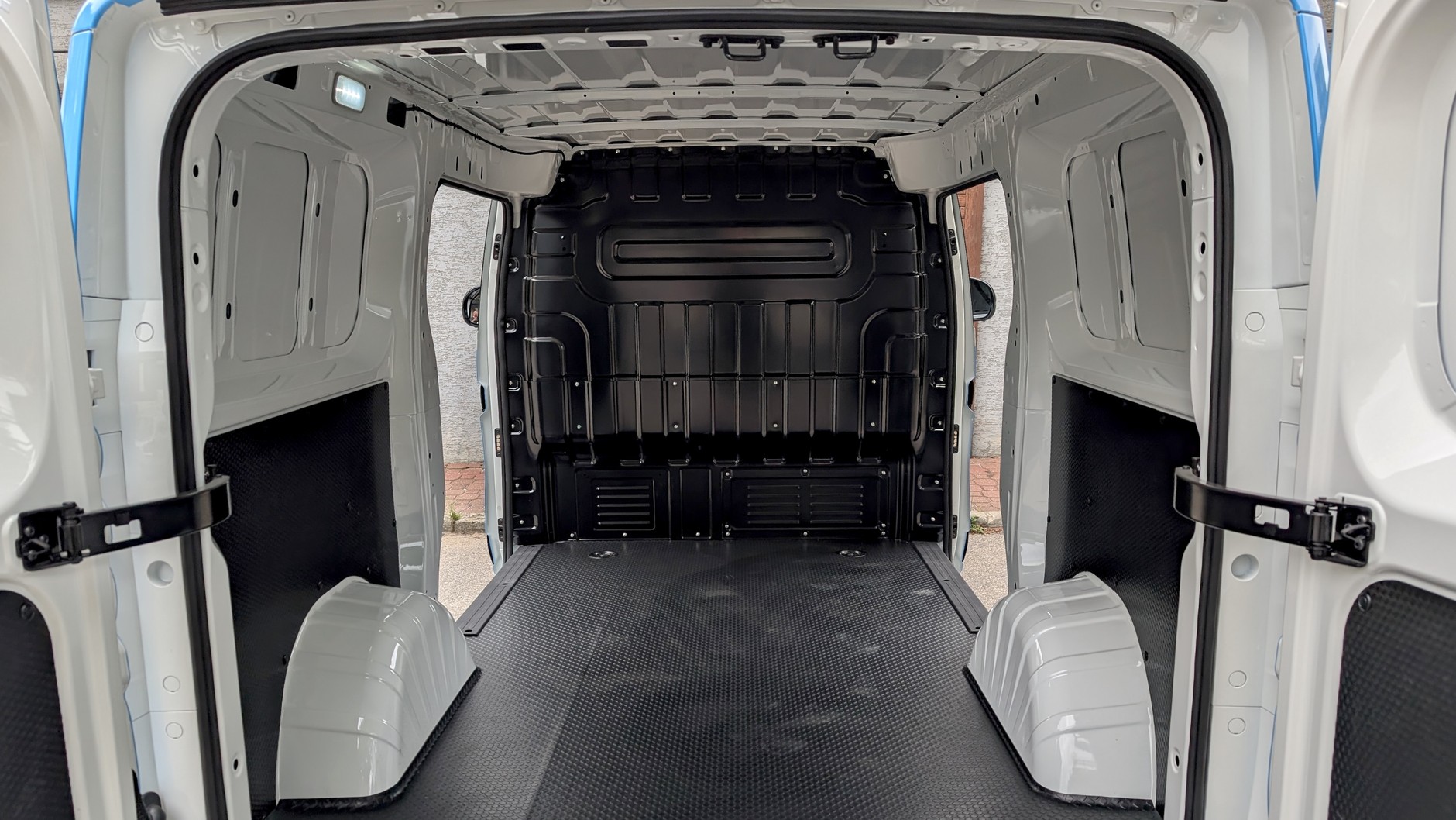 Maxus e-Deliver 5 Furgon L1H1