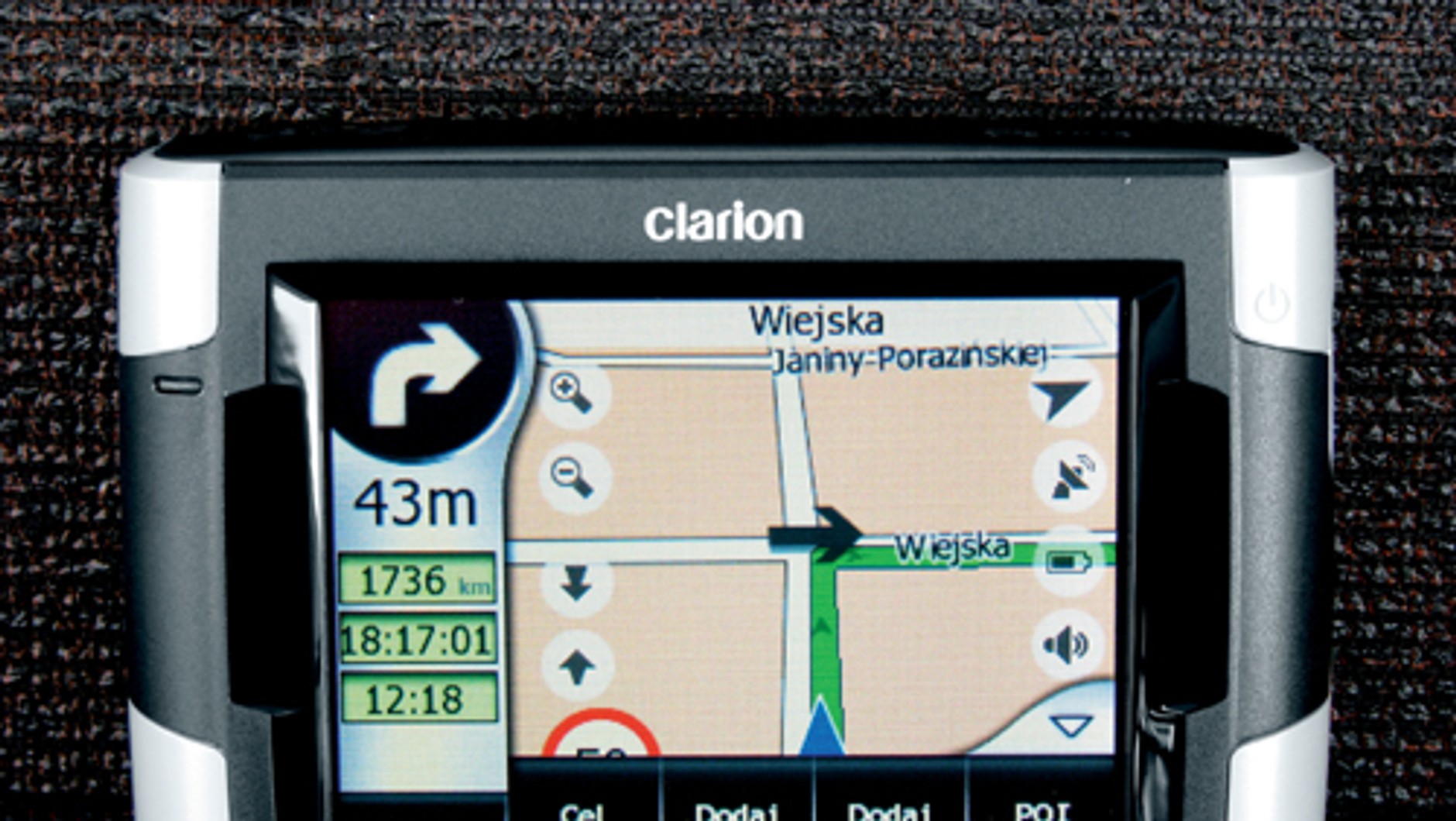 GPS pod lupą