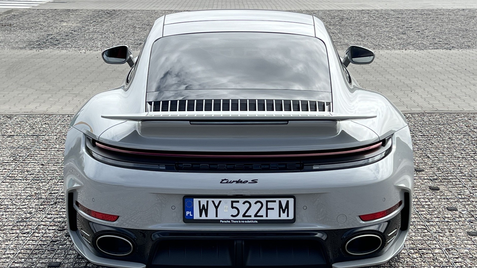 Porsche 911 Turbo S (generacja 992.2)