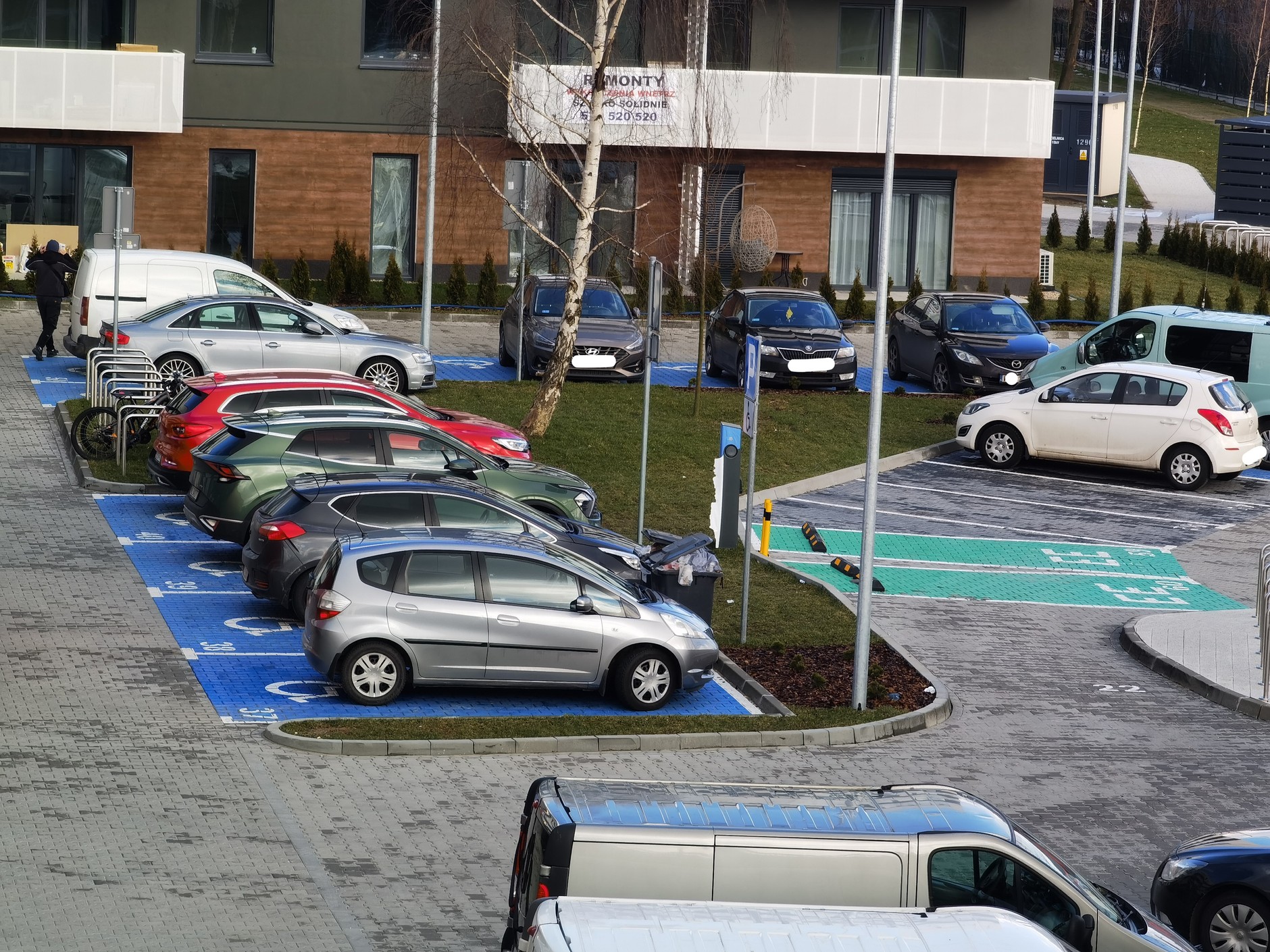 Parking. Dla niepełnosprawnych?