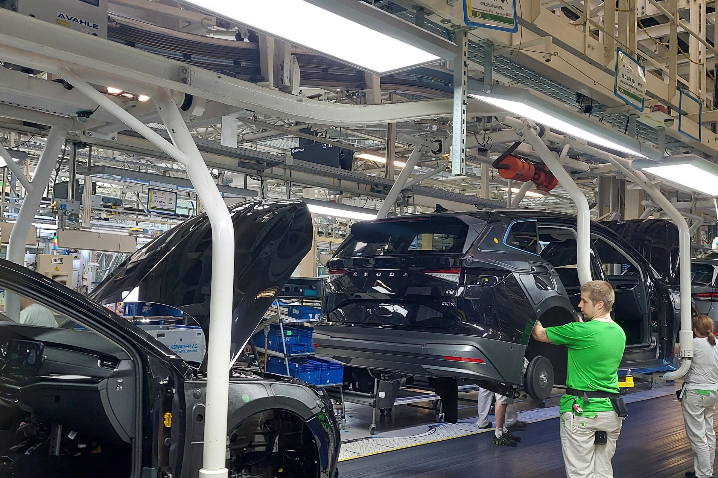 Mówią to wprost: europejscy producenci chcą od UE wsparcia dla aut "made in Europe". W tle solidny krach