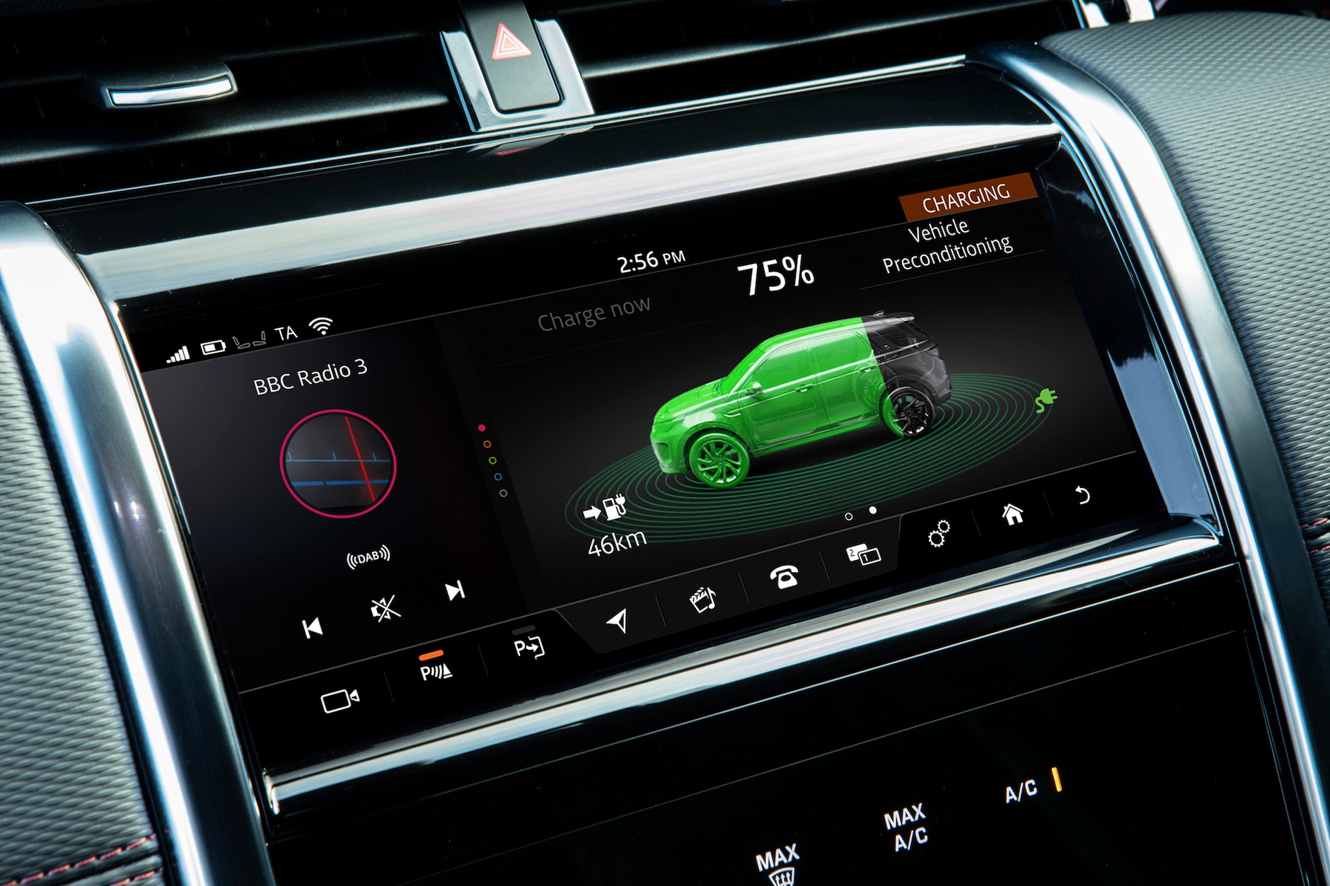 Land Rover Discovery Sport P300e