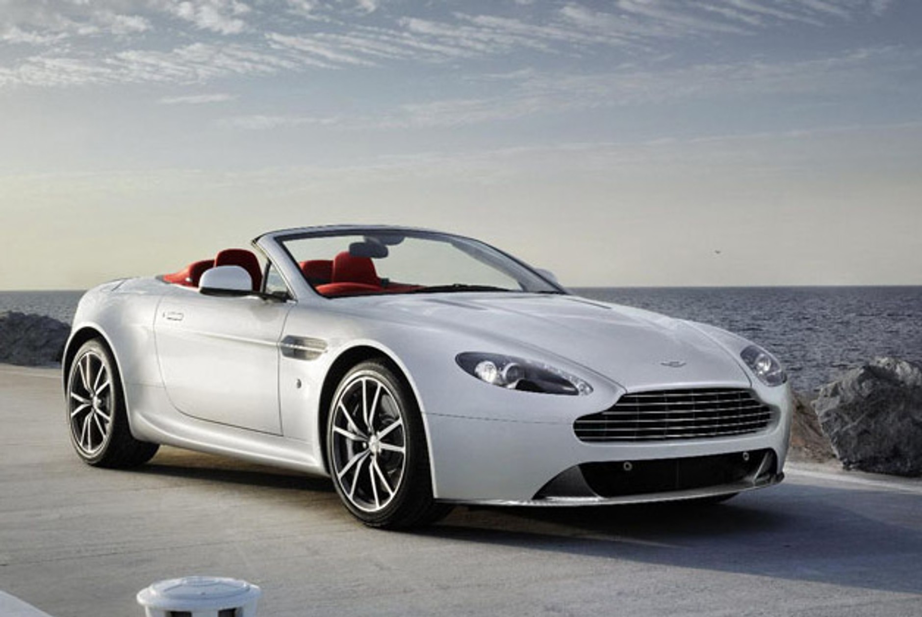 Aaston Martin V8 Vantage