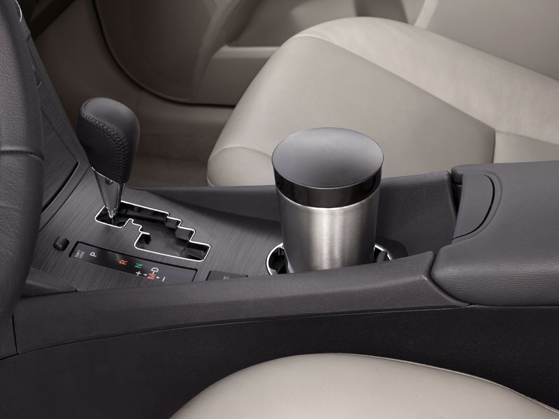 Toyota Avensis: pierwsze wrażenia z jazdy
