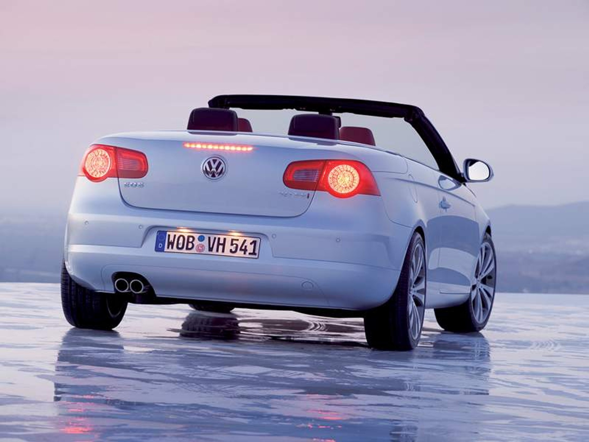 Volkswagen Eos: 1,4 TSI (90 kW/122 KM) zamiast 1,6 FSI (85 kW/115 KM)