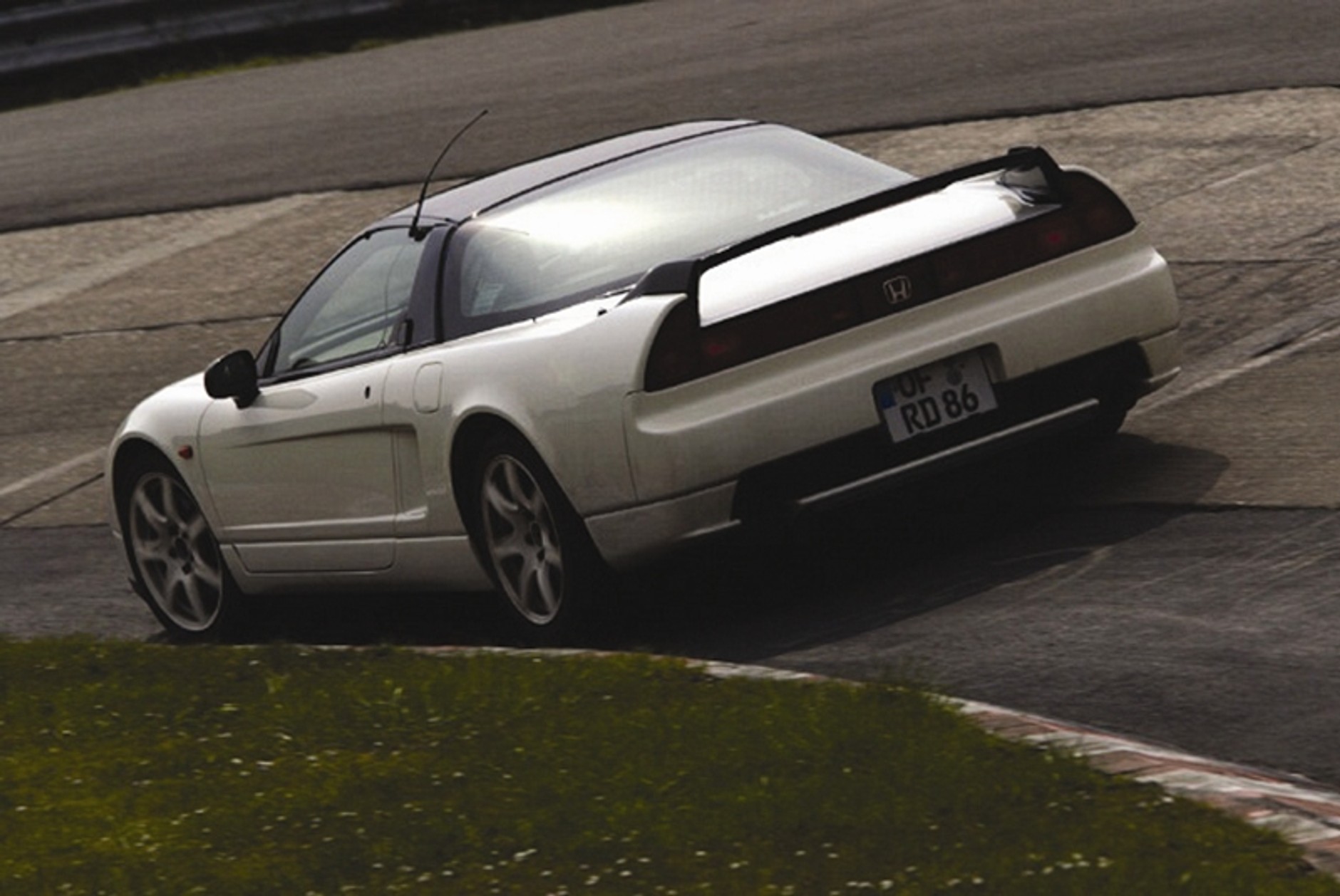 Następca Hondy NSX nie będzie „potworem”