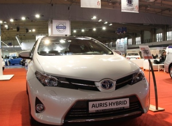 Nowy Auris Hybrid już w salonach - znamy cenę
