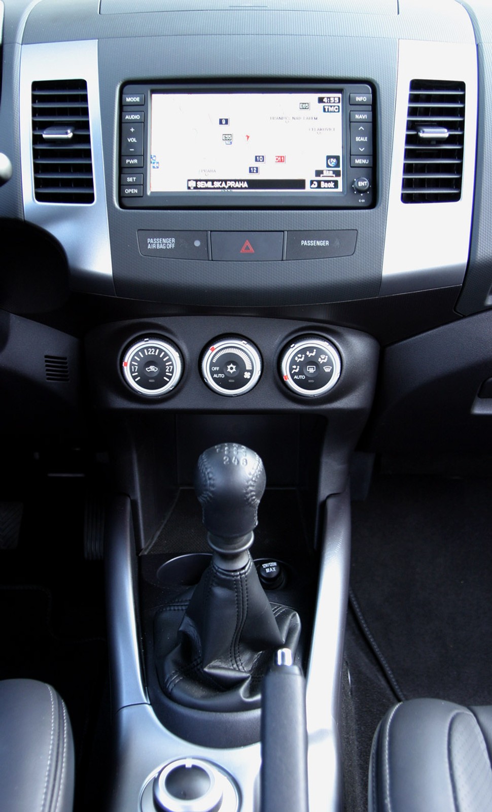 Citroën C-Crosser 2,2 HDI - spełnienie marzeń za 140 tys. zł