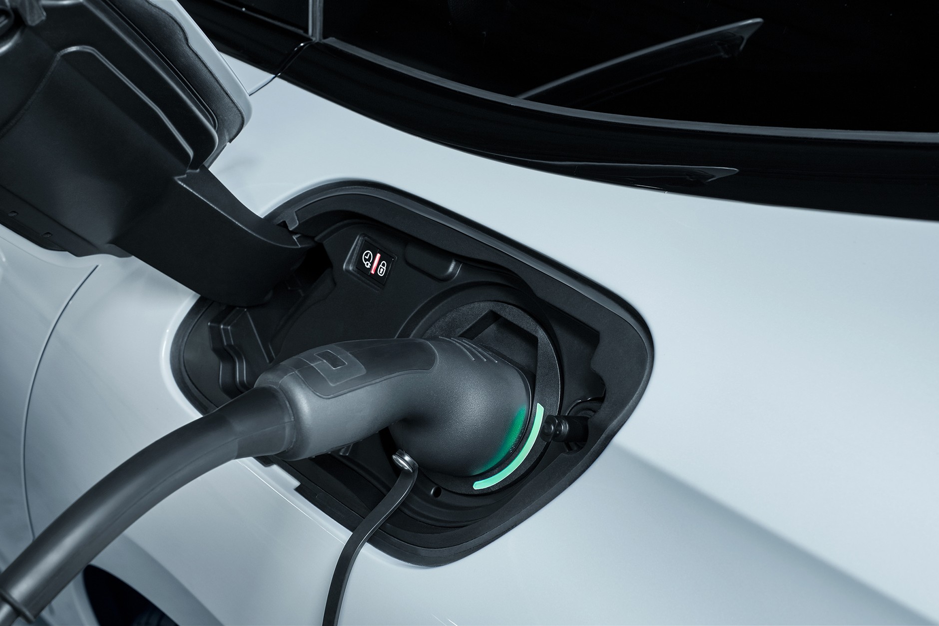 Nowe Hybrydy od Peugeota – polskie ceny