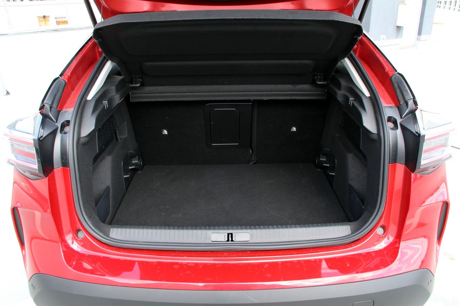 Citroen C4 Hybrid Max