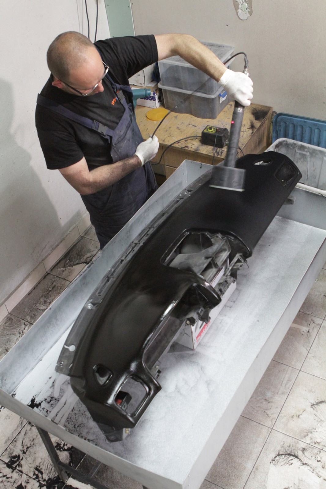 Co zrobić aby deska rozdzielcza była zawsze matowa i miła w dotyku