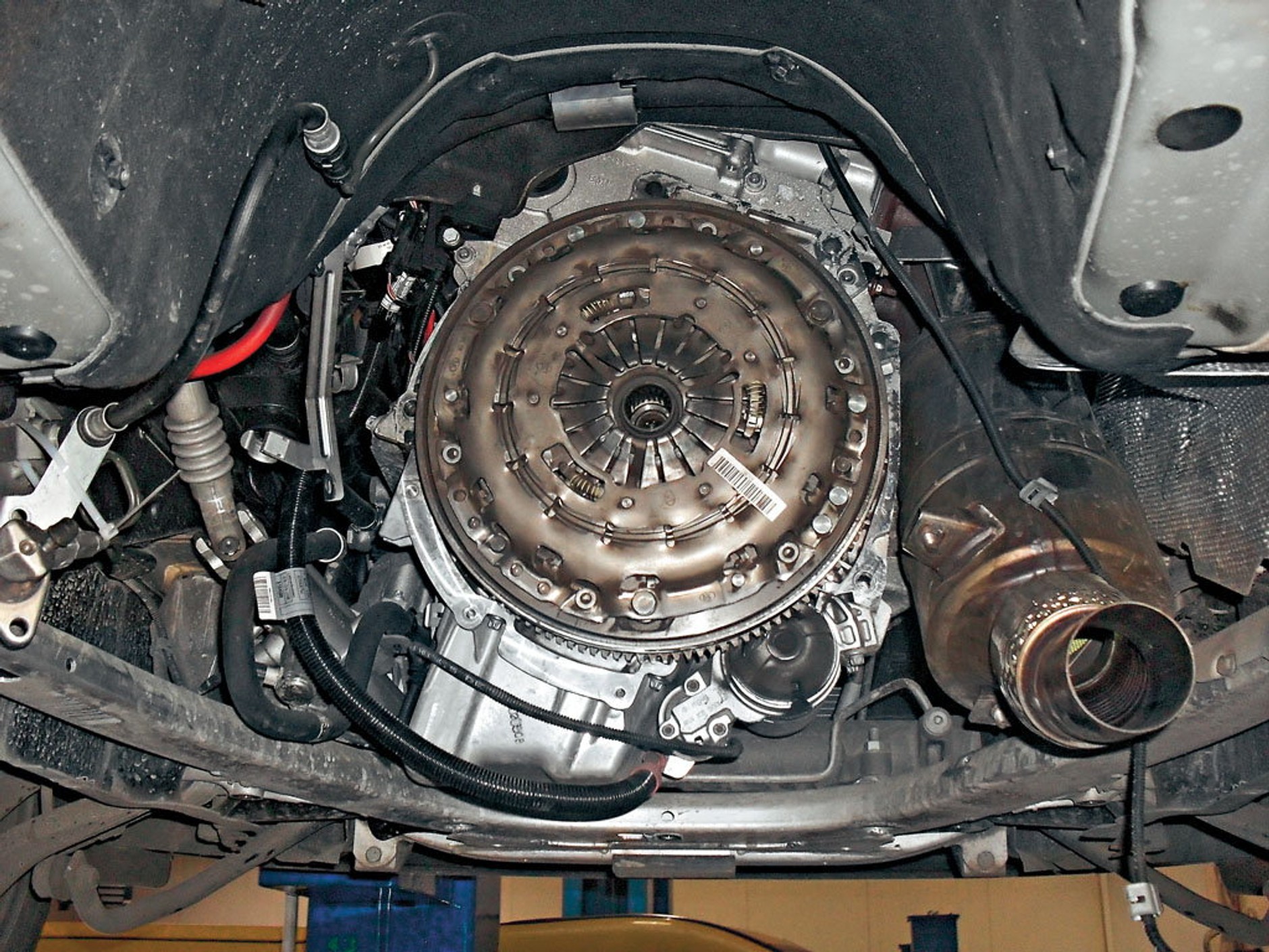 BMW serii 5 (2003-10) - polecamy wersje: 2.5, 3.0 i 3.0d. Cena od 23 000 zł.