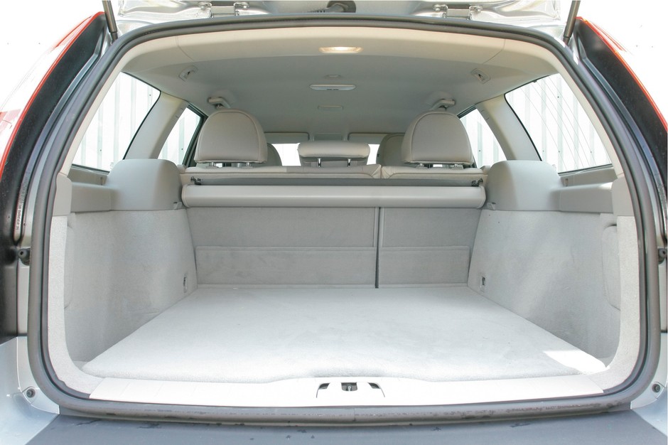 Volvo V50 - bagażnik