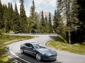 Aston Martin Rapide: Wyjątkowy sedan odwiedzi Warszawę