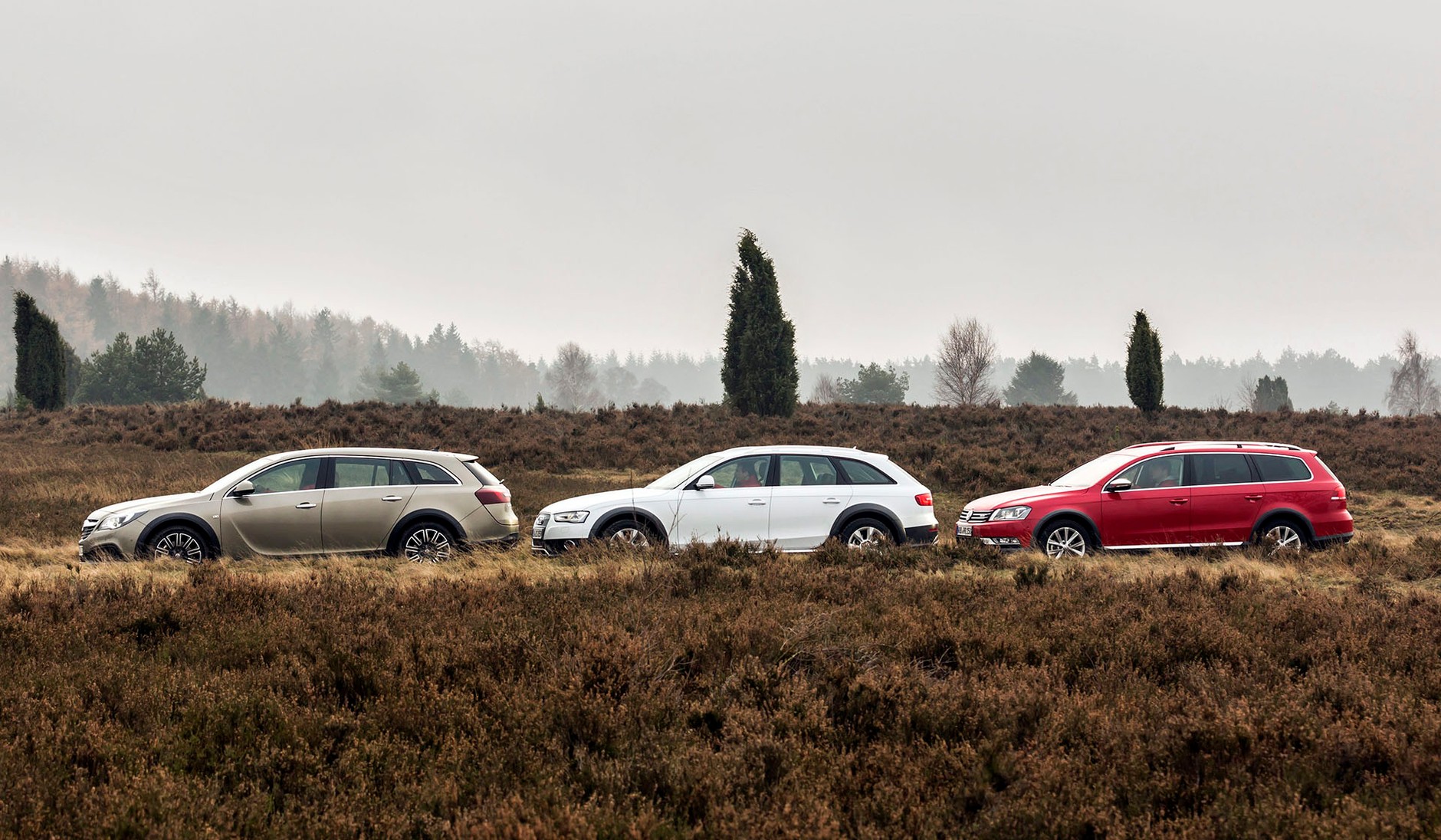 Używane kombi idealne na złe drogi - Passat Alltrack kontra A4 Allroad i Insignia Country Tourer