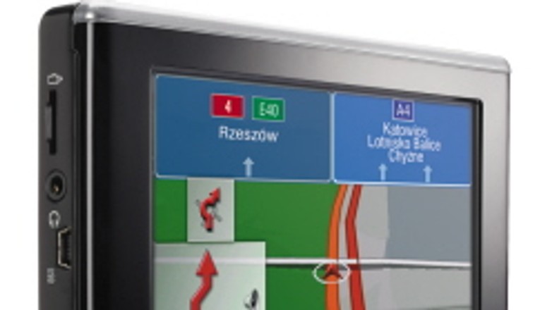 Becker Traffic Assist Z98 - nawigacja na święta