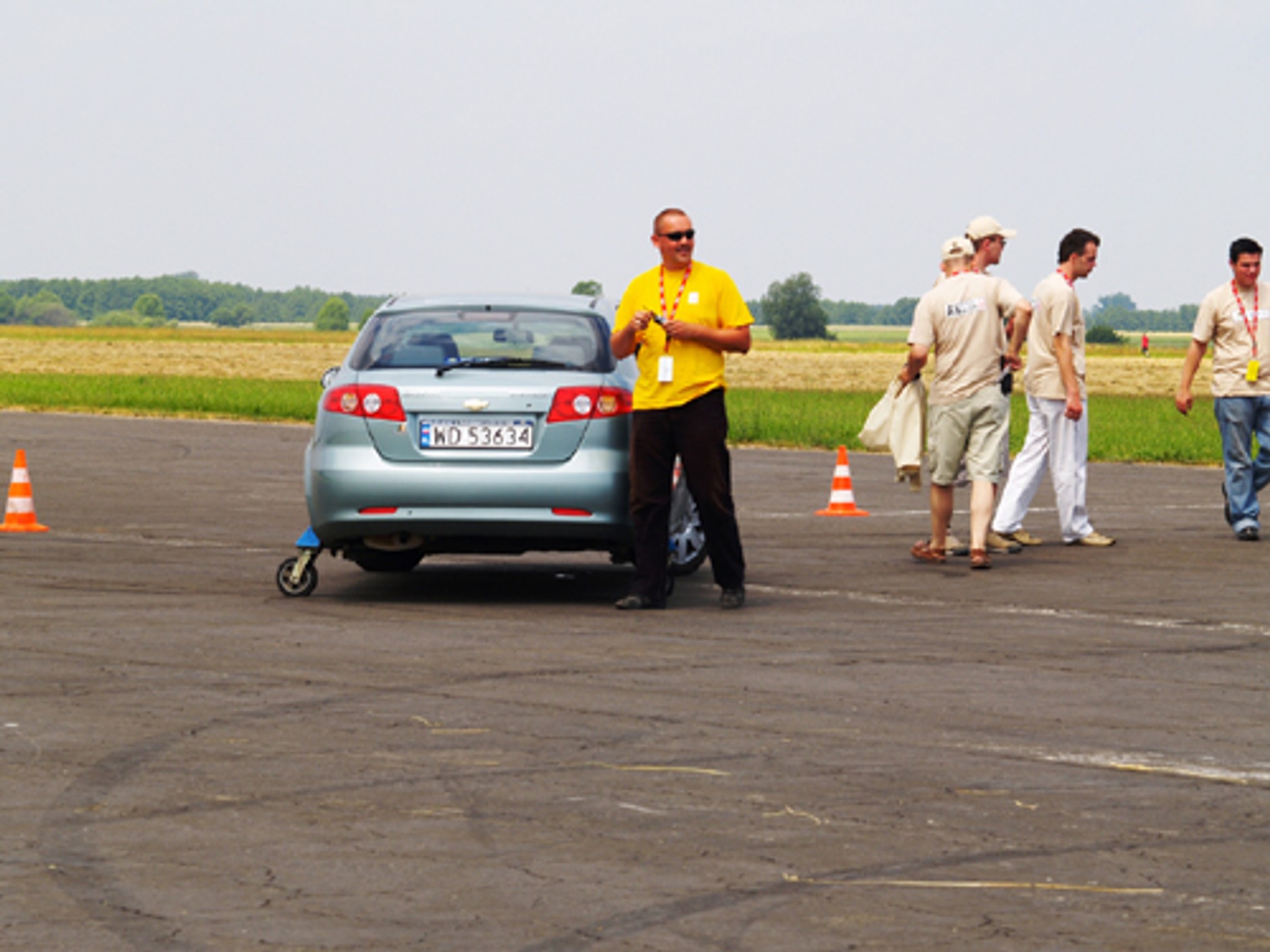 Meta w Bednarach, Lacetti w Warszawie