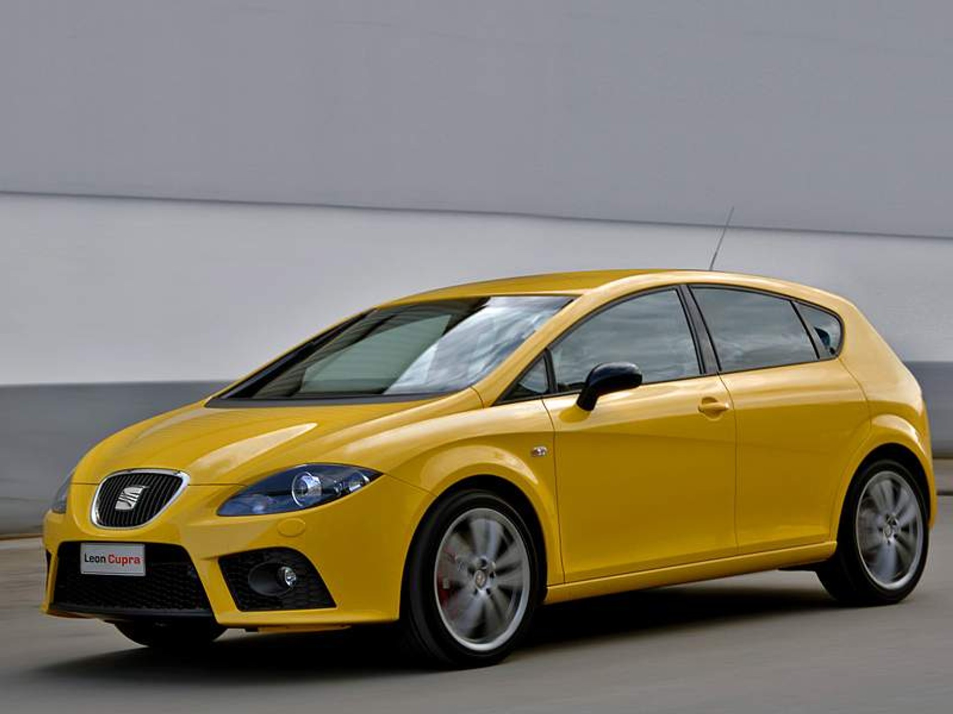 Seat Leon Cupra: pierwsze zdjęcia
