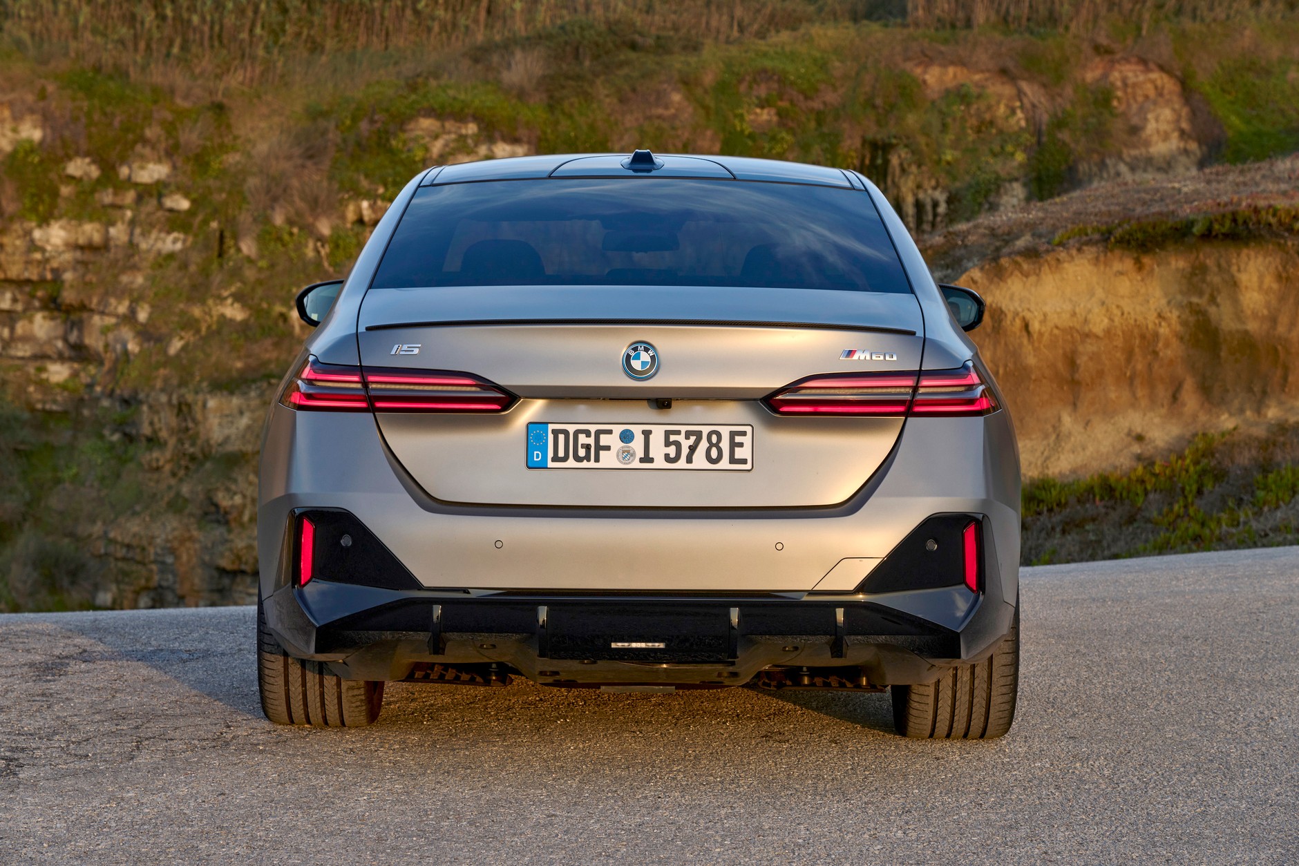 BMW i5