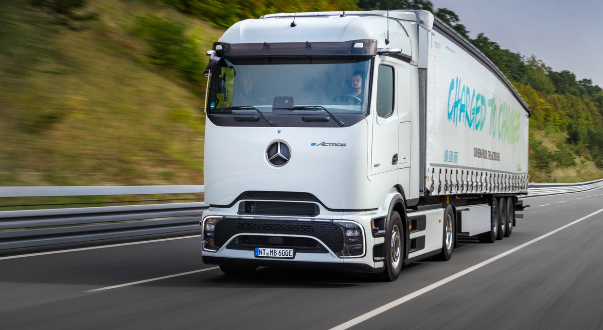 Mercedes eActros 600 - koniec ery diesla w ciężarówkach?