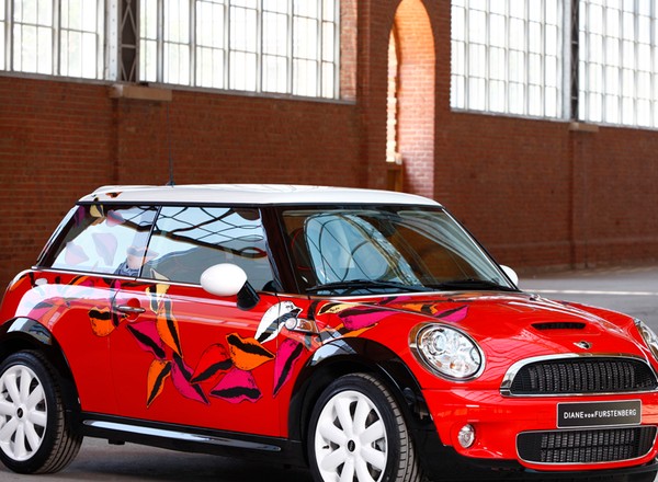 „Britalian Job”, czyli Mini i „Włoska Robota” (wideo)