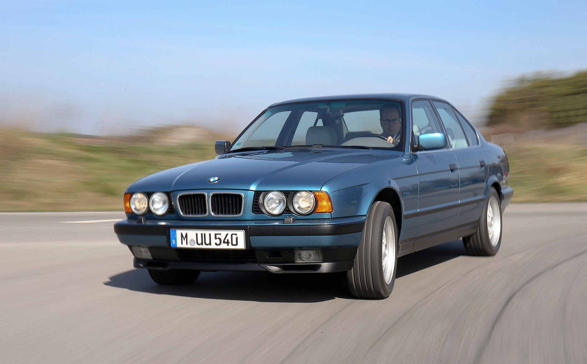 BMW 540i - niepozorne tylko z wyglądu