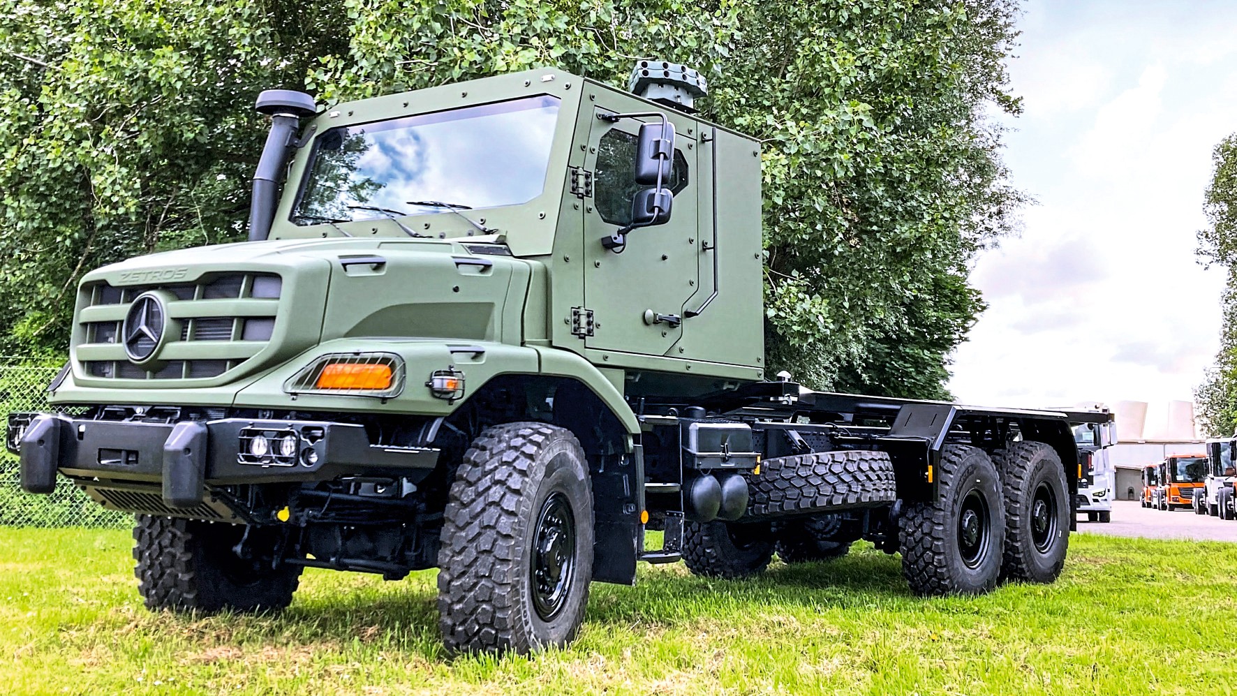 Mercedes Zetros