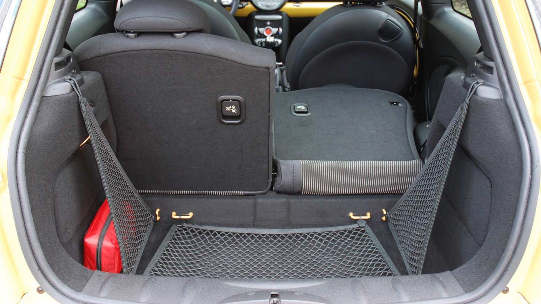 Mini (R55-R61, 2006-16) – kontynuacja legendy