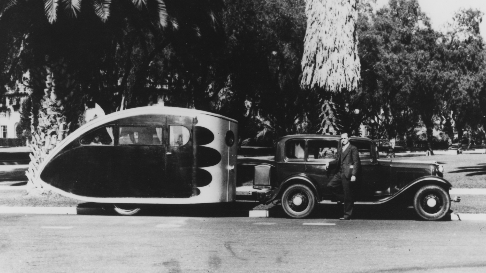 Srebrny pocisk. Historia kultowej przyczepy kempingowej Airstream