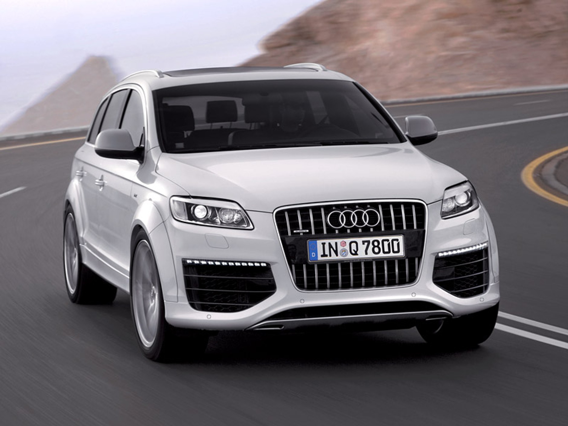 Audi Q7 V12 TDI – 500-konny SUV za 130 tys. €