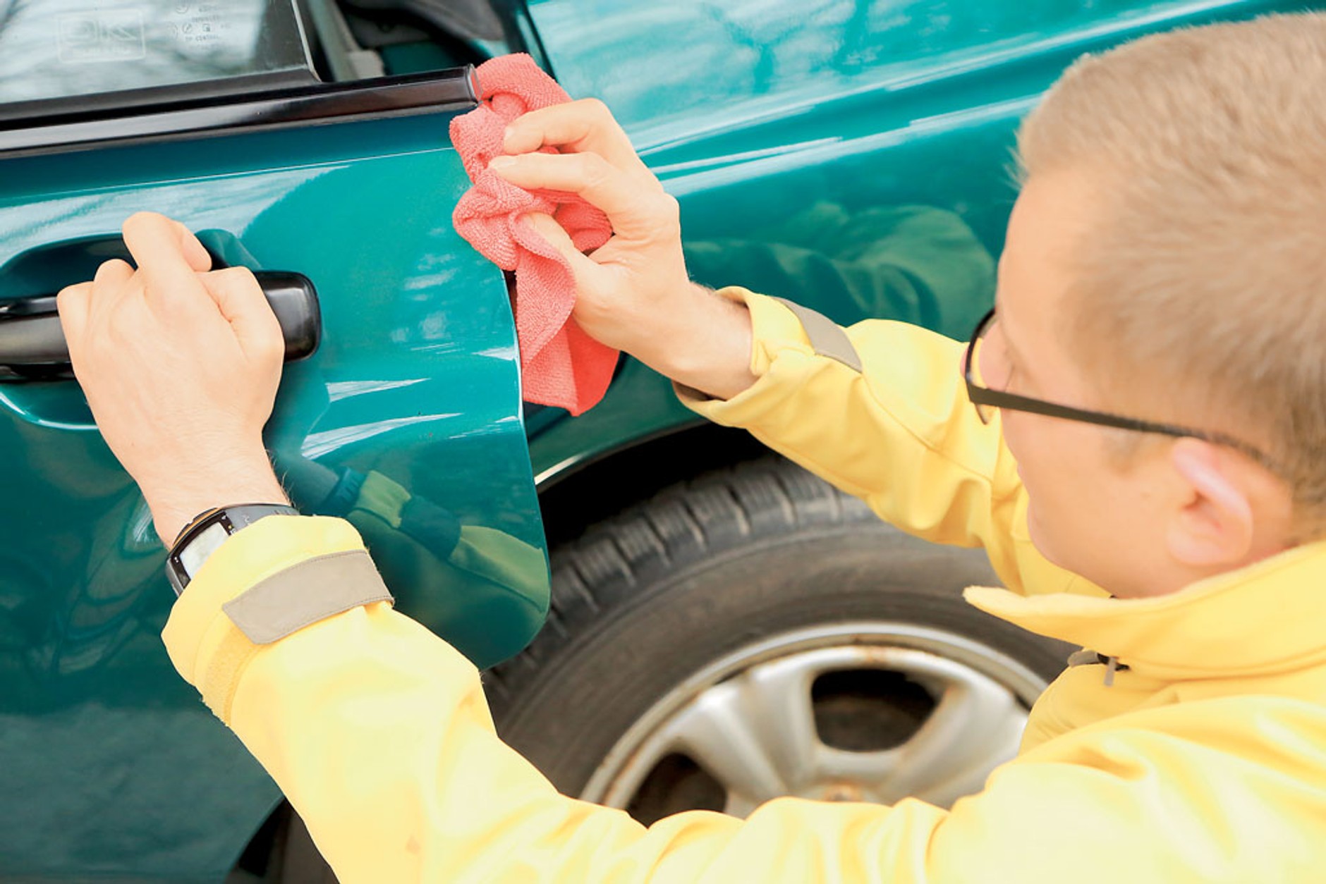 Zabezpieczenie wypolerowanego lakieru