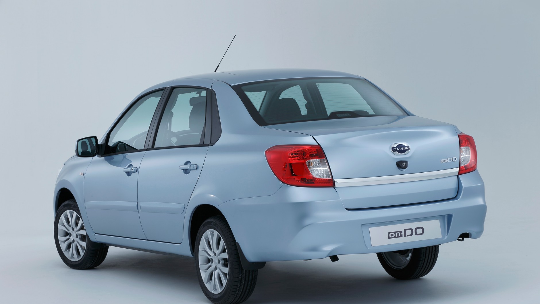 Datsun on-Do. Pod klapą mieści się bagażnik o pojemności 530 litrów