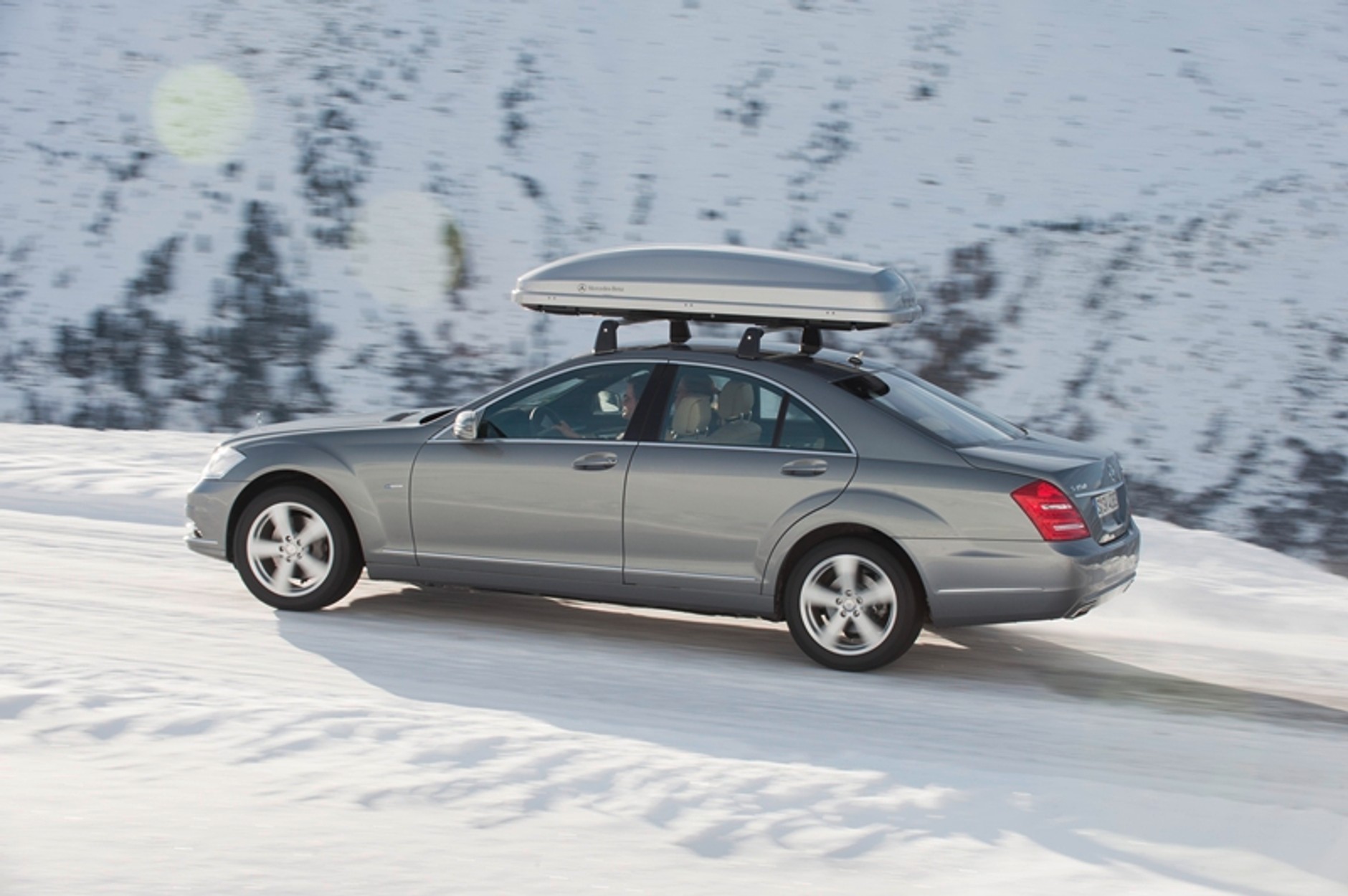 Mercedesy 4x4, duuużo zdjęć, zimą, w ładnej scenerii, ach