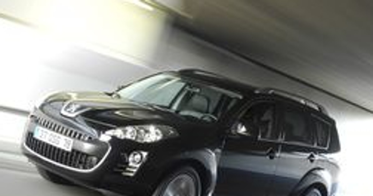 Peugeot: Concept-car 4007 Holland&Holland w Genewie