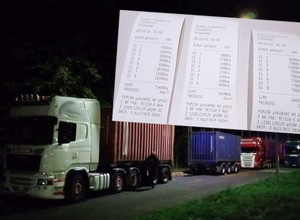 Inspektorzy ITD zatrzymali aż trzy "stonogi". Za jednym razem