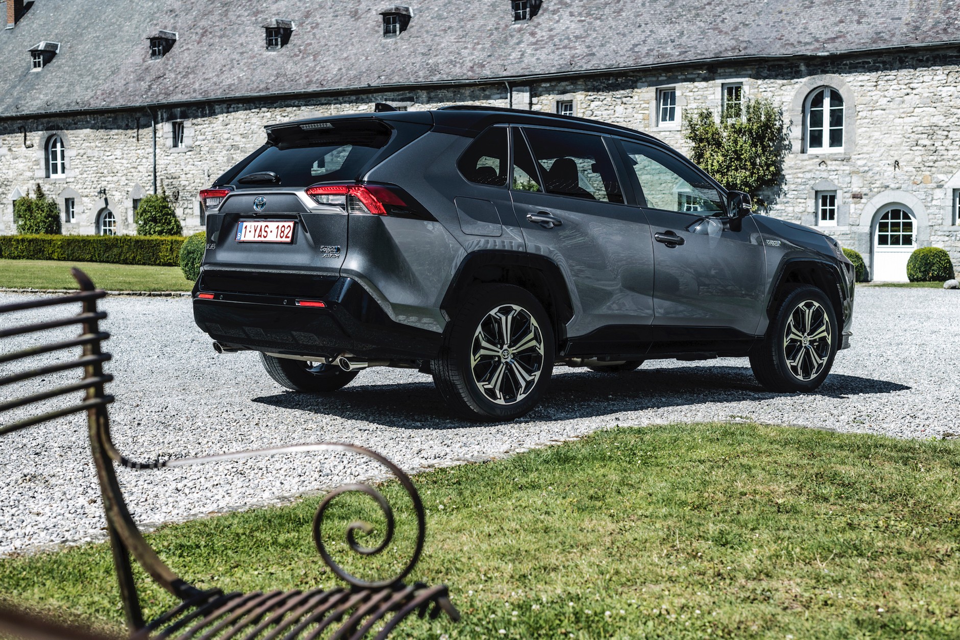 Toyota RAV4 Plug-in Hybrid – ruszyła przedsprzedaż