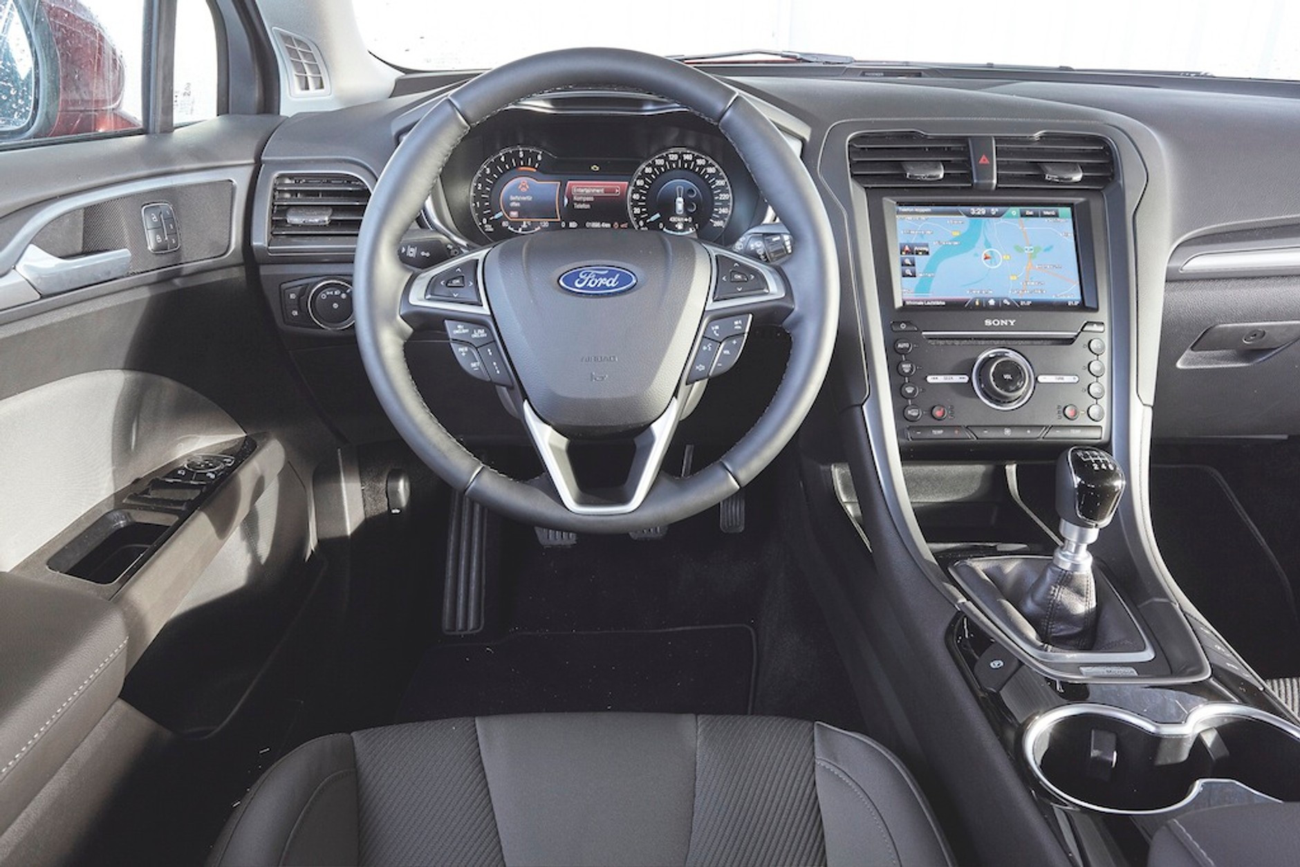 Miejsce trzecie 472 punkty -  Ford Mondeo 2.0 TDCi