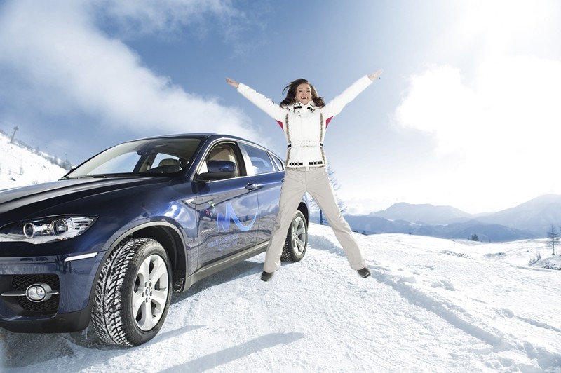 Kim jest ta kobieta w BMW X6?
