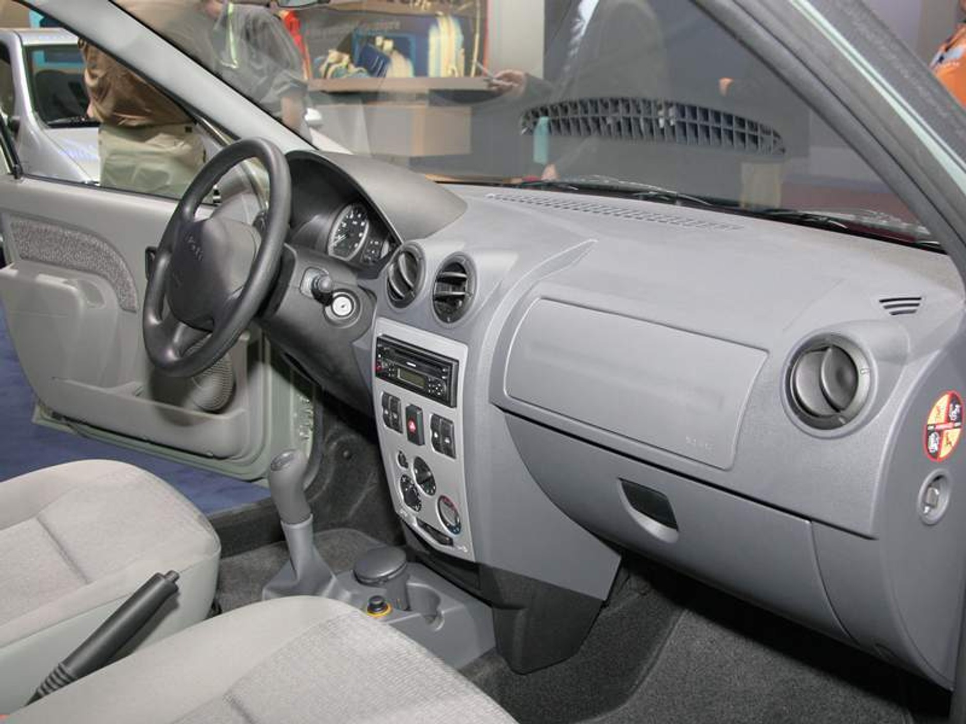 Paryż na żywo: fotogaleria z targów – Drugi dzień targów