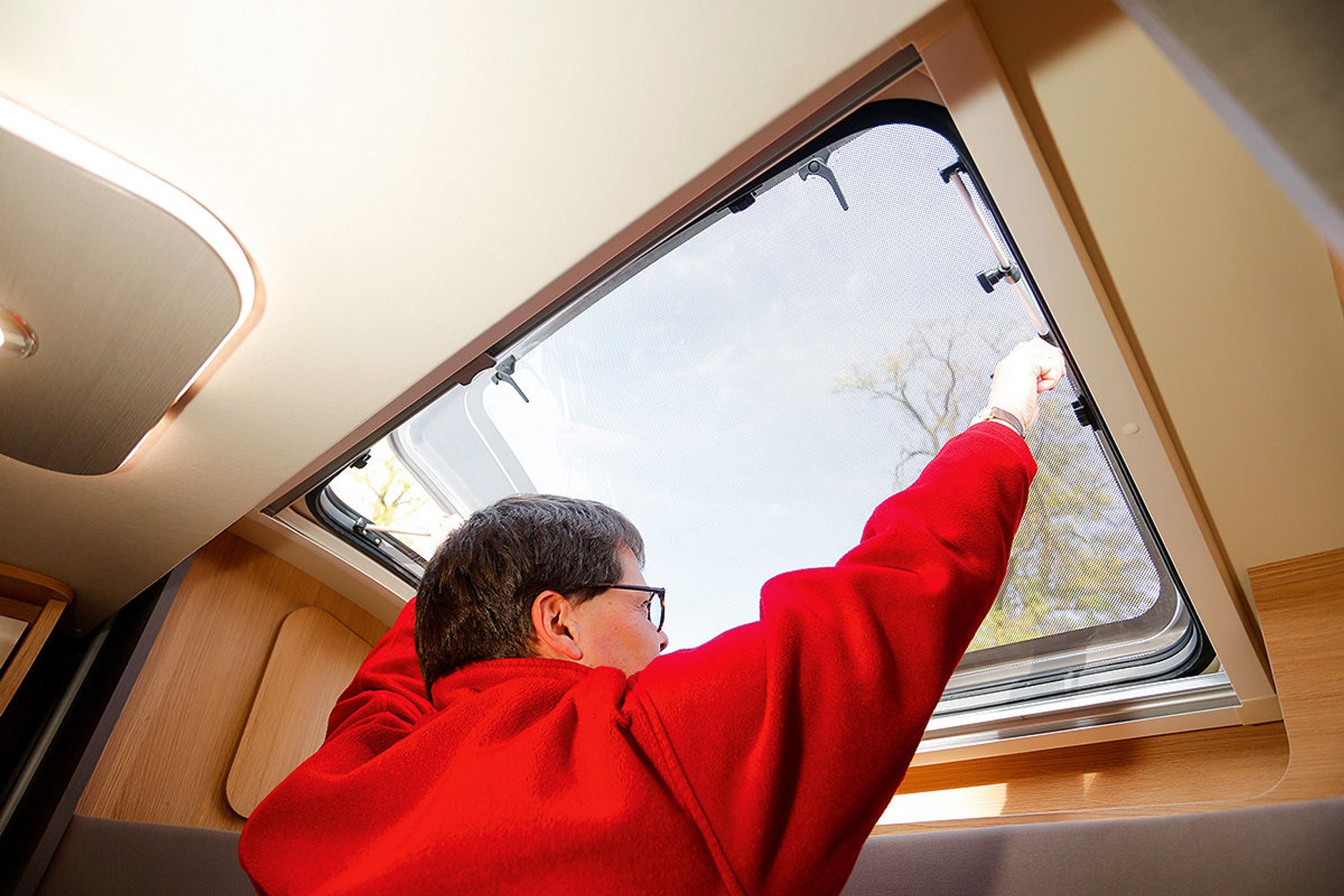 Porównanie czterech rodzajów kamperów (Forster T 599 HB)